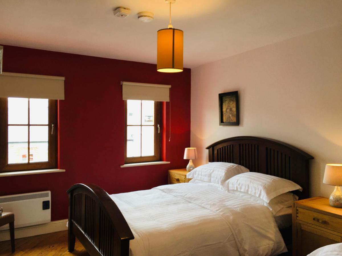 Apartment 8, Clifden Bay Apartments Екстер'єр фото