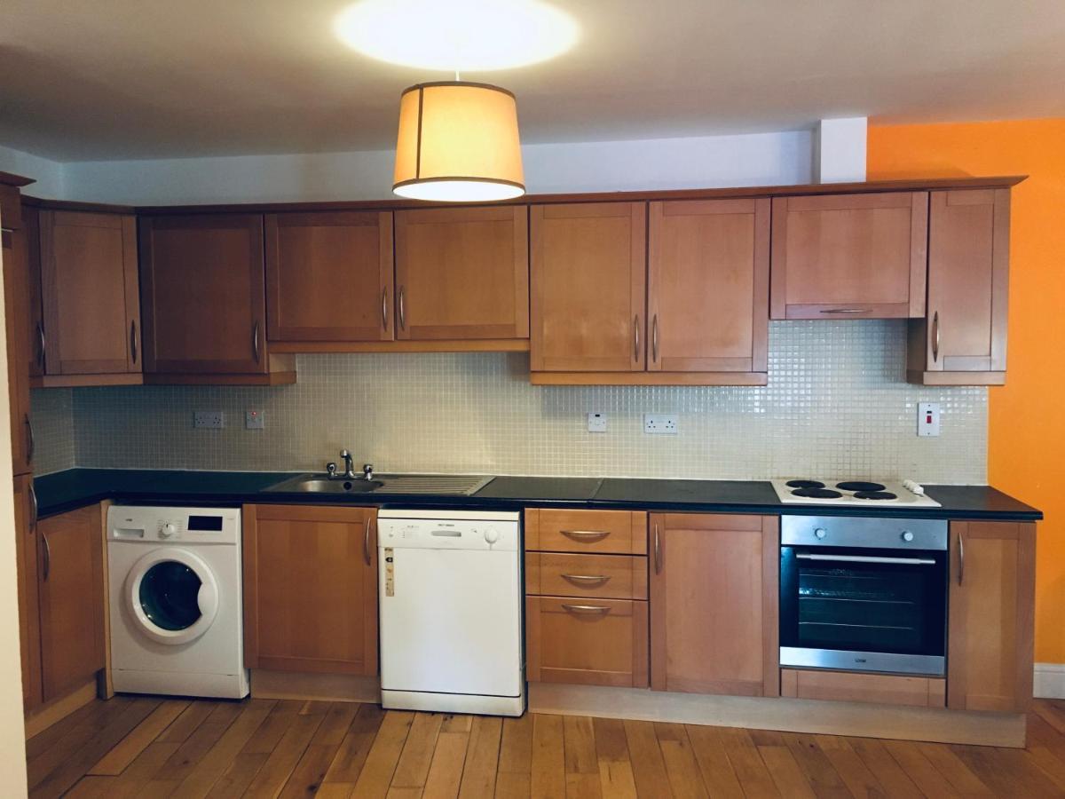 Apartment 8, Clifden Bay Apartments Екстер'єр фото