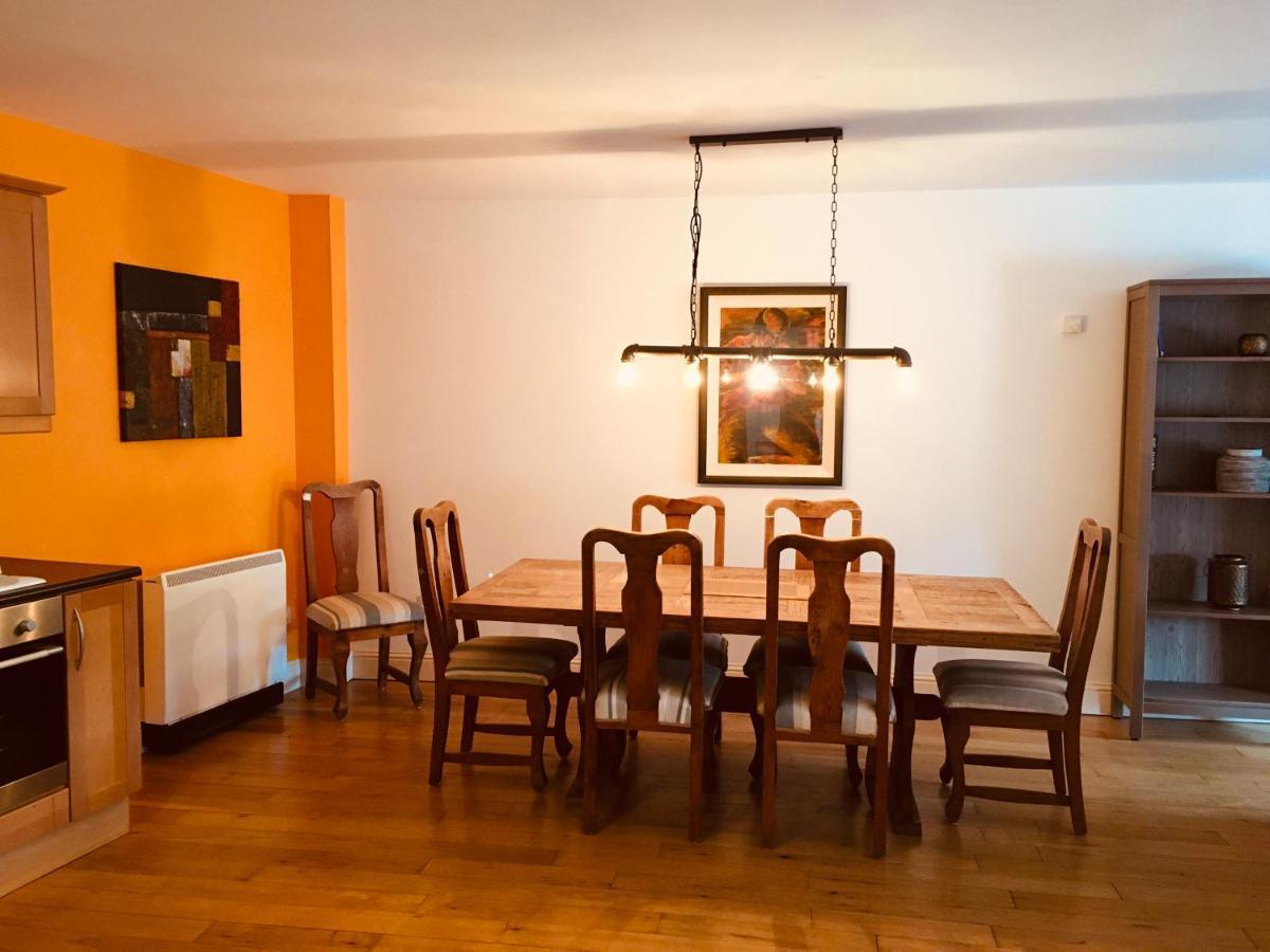Apartment 8, Clifden Bay Apartments Екстер'єр фото
